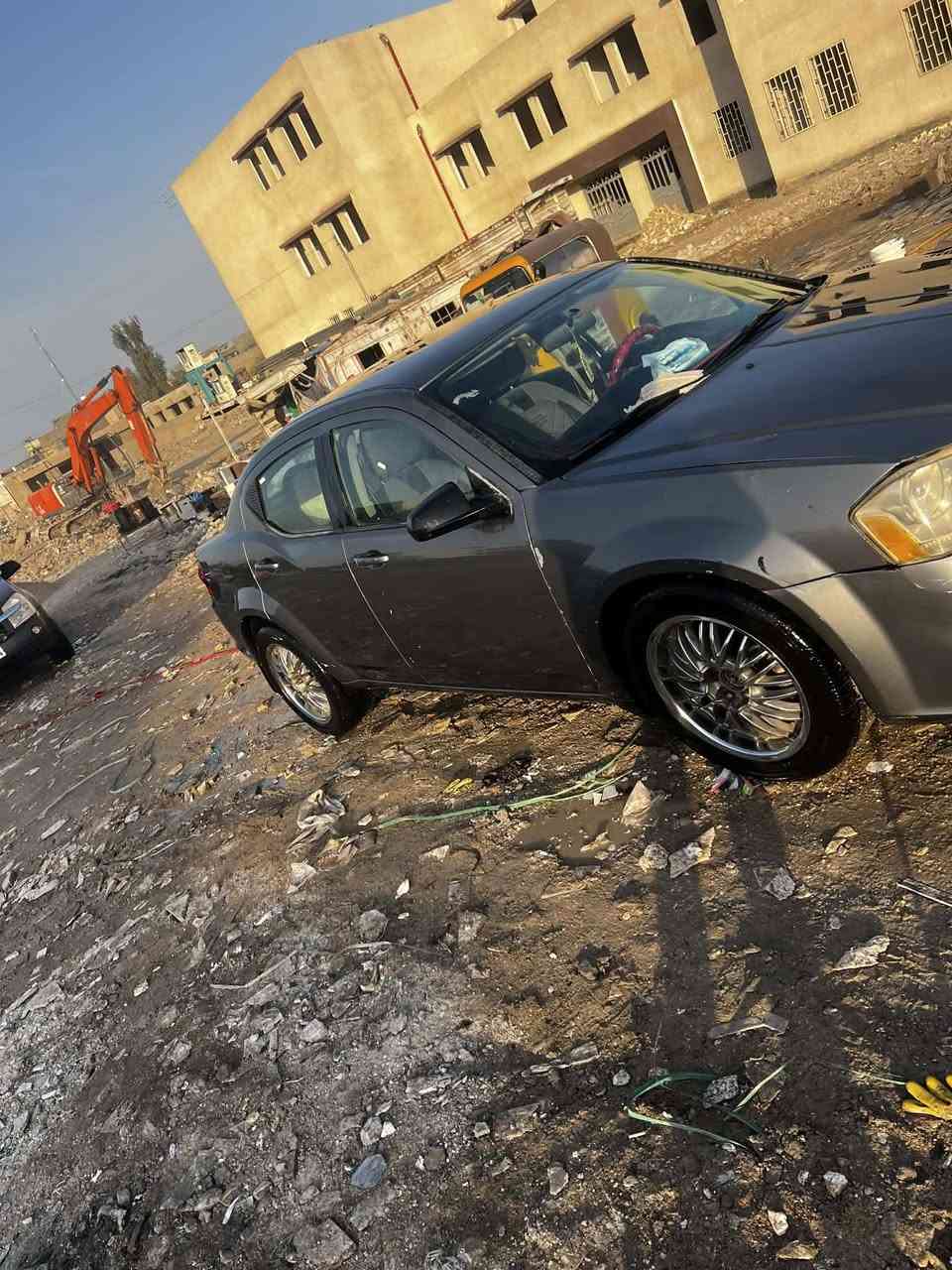 سلام عليكم دوج افنجر موديل ١٣ رقم نجف مكينه ٢٤٠٠ اربعه سلندر كير ست نمر يحتاجلهة ترتيب السعر ٤٥ وبيهة مجال للستفسار اتصل ***********
