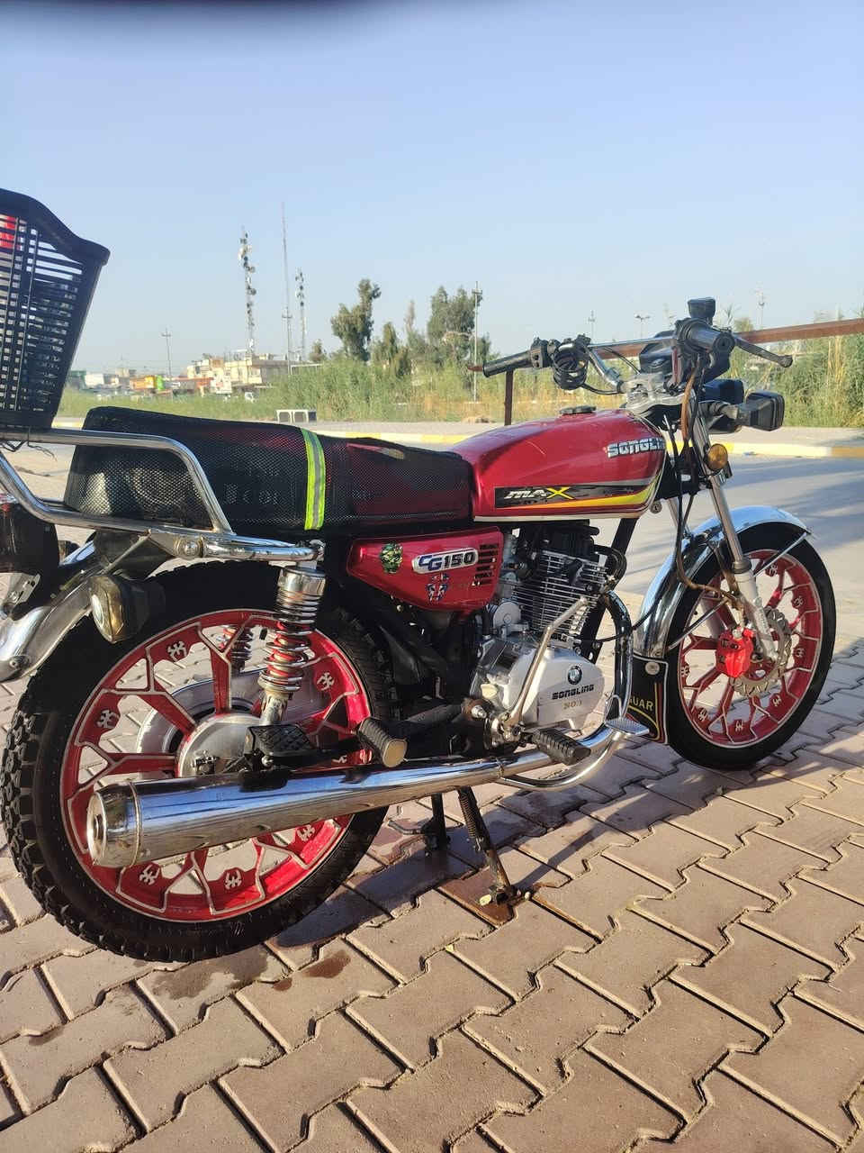 موطور للبيع سافين موديل 24 محرك ما مفتوح الموطور كله بل شرط السعر 600 التصال ***********
