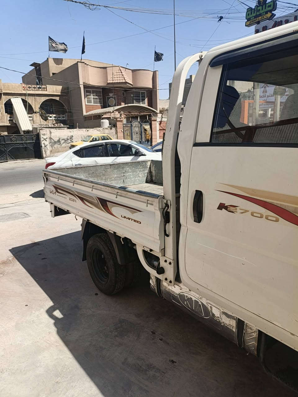 السلام عليكم كيه دبل قماره البيع موديل 18سياره.مكينة 2700         جديد رقم بغداد تحويل ثاني يوم السعر 130, وبيها مجال قليل رقم الهاتف ***********
