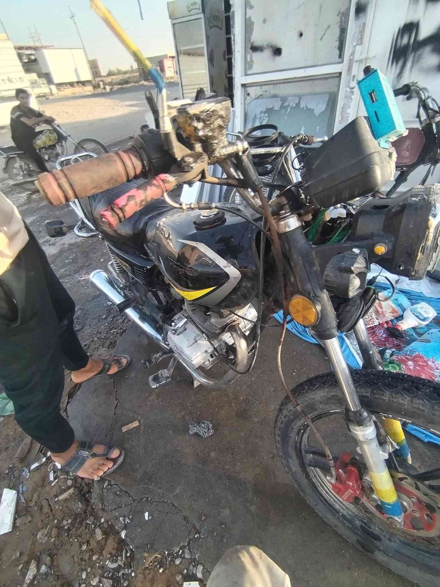 للبيع ومرواس
سيفان موديل 23
نضيف محرك نار
كهربائيات كلها شغاله ضو اشاير سلف بس يعوزو كتف
مكاني كياره اجحله
السعر خابر ودلل
***********
