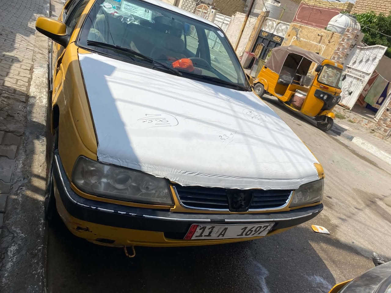 يا الله السلام عليكم ورحمه الله وبركاته بيجو لميس موديل 14
السياره بيه طخات ضربته صندوك و معمره السياره 

بس بيه ضربه باب الصدر وجاملغه و البقيه شخوط بسيطه 

نواقص السياره صدر امامي تعبان الخلفي 70بل 100 

المرايه مال السائق مكسوره كير ومحرك خير من الله تبريد ثلج فريز وفان جدد اصليات 

السياره مال شغل رقم بغداد مميز 11A1697بسمي السياره كبل احولك مكاني بغداد الحسينية مال الراشدية 

سعره 22 بيه مجال بسيط حك جيتك 

*********** اتصال و واتساب 

***********واتساب واني خادم
