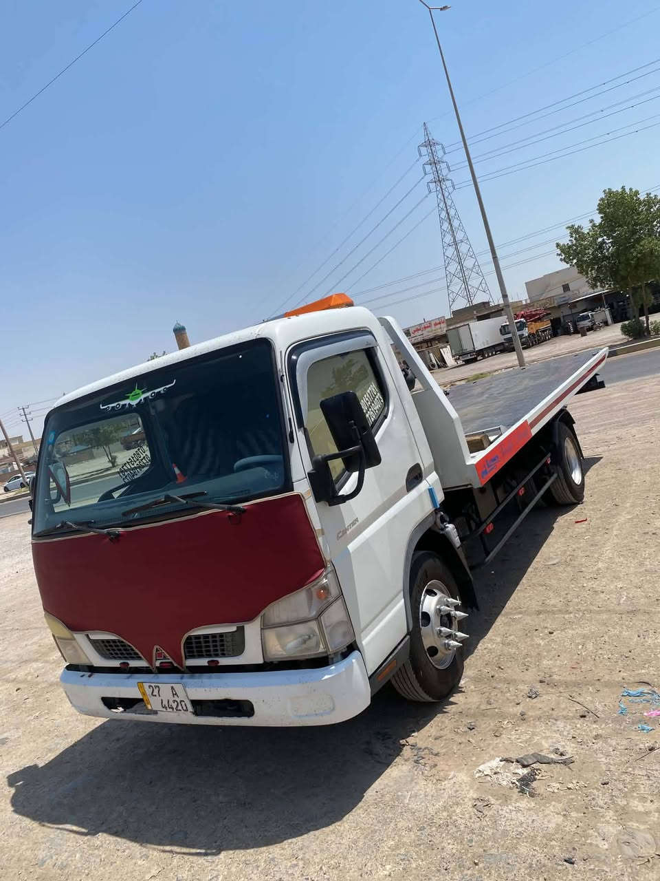 سلام عليكم كنتر ماليزي موديل 2007 بدي اماراتي ثلاث جكات تخم تاير بريك جديد كير مكينه جديد تبريد شغال رقم ذي قار جديد بأسمي سياره جاهزة من كلشي السعر 200وبيه مجال العنوان واسط العزيزيه غير متواجد عل فيس***********/***********
