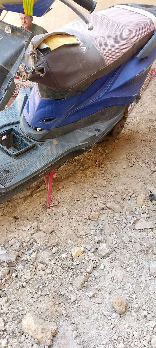 سلام عليكم عدي هاي دراجه سكنس صيني لبيع سعره 80 وبي مجال قليل مكاني ديوانيه الحمزه الشرقي ***********
