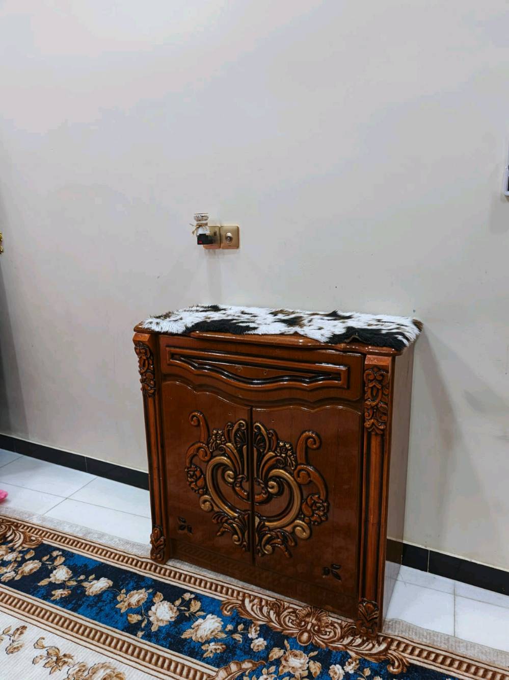 غرفه نوم الييع سعر 800 وبيها مجال
ناصريه حي ور