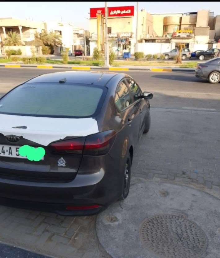 سلام عليكم كيه فورتي وارد امريكي على وضع الشركه موديل 2018 مكينه 2000 حادثها بابين والداير مال مدگر رقم الشاصي موجود وتكدر طلع حادثها رقمها بصره باسمي السياره تحويل ثاني يوم . گير ومكينه وتبريد على وضع الشركه. الرقم ***********. السعر 90
