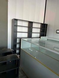 ارتفاع ١١٠ • ٦ رفوف • ٥ ميوزه