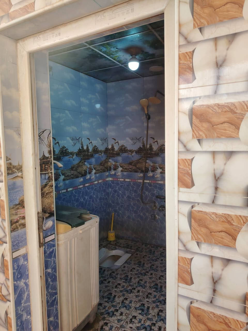 .
السلام عليكم عندي بيت درجه اوله بناء و موقع مساحه 110 طابقين موقعه كلش حلو تكدر تجي من شارع سالم او من الجمهوري او من حي الوحده هوه بنص صاير يتڪون من كراج جبير وصحيات داخليه وخارجيه وبراني وصالتين و غرفتين اكبار كلش ومطبخ واسع البيت متعوب عليه الارضيه مرمر كل البيت ومابي نقص اي شي كامل السعر خاص واليريد يجي يشوفه هاي صفحتي يتواصل وياي وهاذه رقمي *********** 
سعر البيت 97وبي مجال
