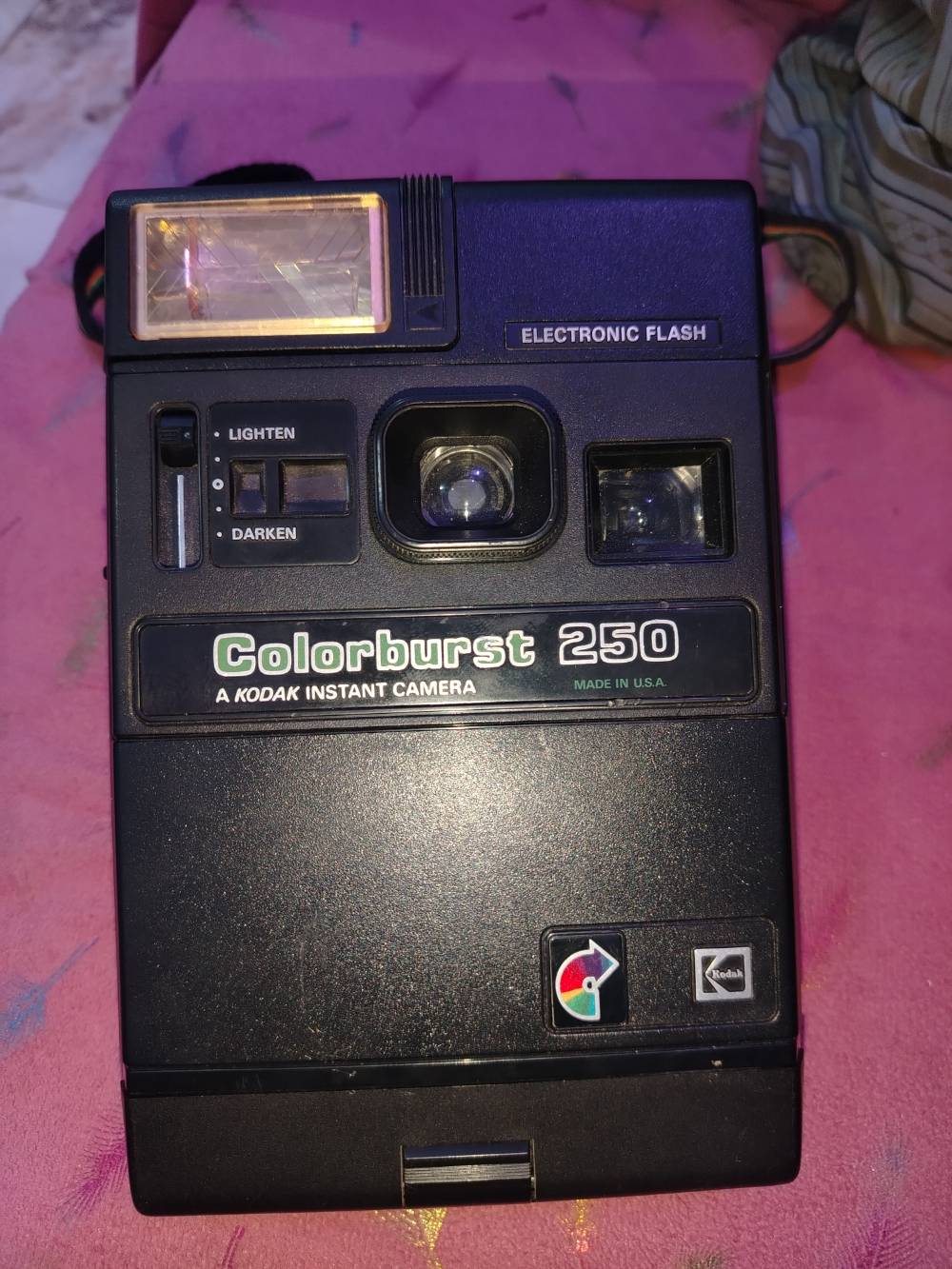 كاميرا فورية • كوداك Colorburst 250 • غير مجددة