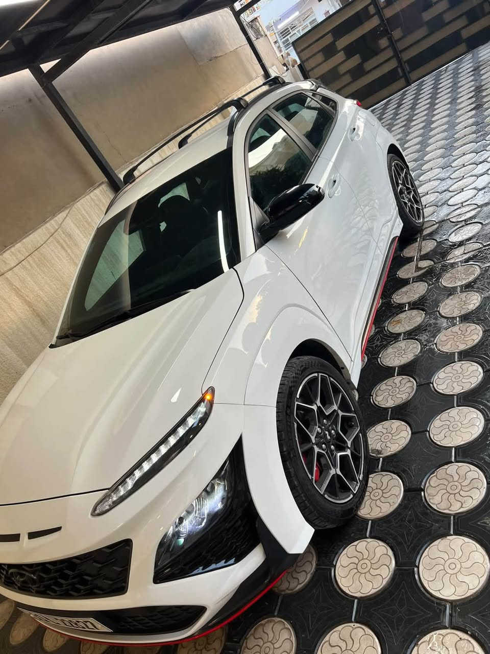 Kona N (2.0T) 2023 

رقم بغداد السنوية بأسمي وصالحة ل 2029

السلام عليكم 
كونا N وارد امريكي

حادث بسيط جدأ 

[ صور الحادث مرفقه بالمنشور فقط ربع باب بارد ] 

السيارة ماشية (18 الف كيلو)
‏السرعة300
موديل :2023
المحرك :2000تيربو N🚀
286 حصان 🐎 

المواصفات:#N 

كشن حضن ريكارو 
كشن علامة N
كشنات كنتاره وجلدN 

تحكم ستيرن نورمال وسبورت
تحكم دبلات كهرباء نورمال وسبورت
ابواب بصمة
بصمة تشغيل 
شحن وايرلس
شاشة ايباد
كاميرا
نظام صوت 
اشارة مرايا
اوتو ستوب امامي خلفي
نقطة عمياء
تحديد سرعة
تحديد مسار
تنبيه الخروج عن المسار 
رادار امامي 
رادار جانبي 
رادار خلفي 
نظام _ECO
نظام _ 𝐍𝐎𝐑𝐌𝐀𝐋
نظام _ 𝐒𝐏𝐎𝐑𝐓
نظام _ N🚀
كشنات هيتر
لايتات ليد 
بگلايت ليد

السيارة احلى من الصور 
والسعر 185$وبي مجال للطيبين 

للاستفسار: ‭***********‬
عنوان السياره : بغداد الكاظمية
