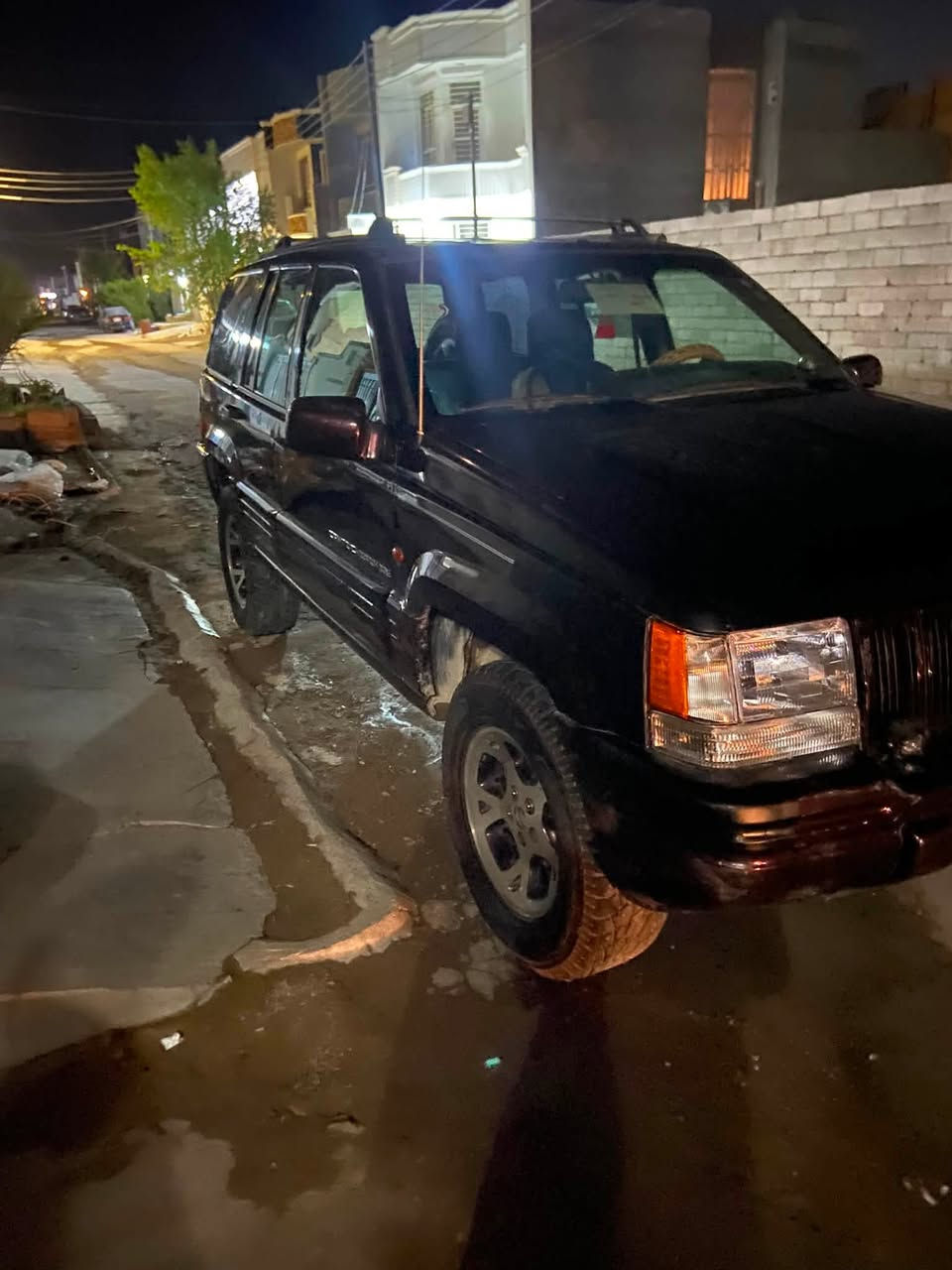 جيب لمتد موديل 96 للبيع او مراوس V8 هاتف *********** الشراي يتصل ويدلل
