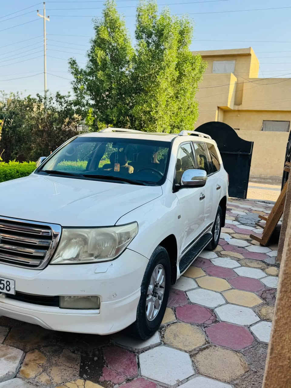 لاندكروز • ٢٠٠٩ • بغداد