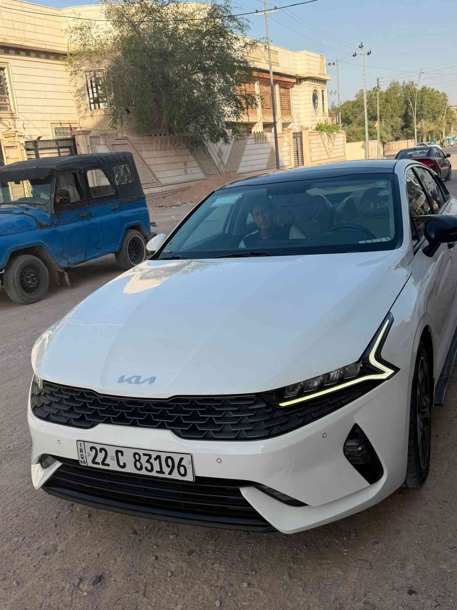 للبيع كي فايف 2023خليجي فول مواصفات بيها باردين خفيفات ماشيه 73الف سعر 190 قفل
***********
