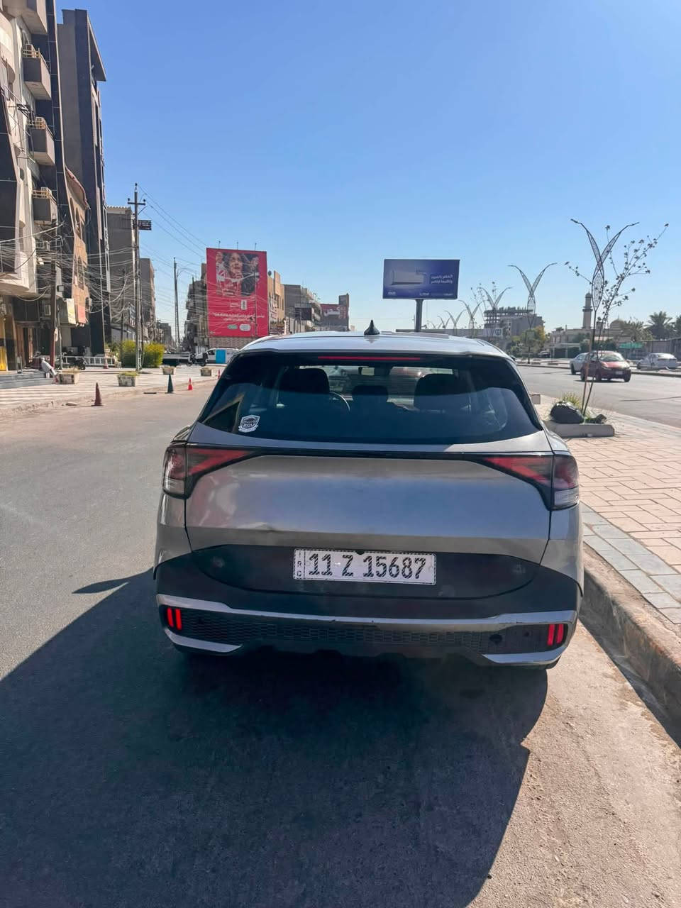 السلام عليكم كيا سبورتج 2023 هايبرد وارد امريكي حادث تبديل قبق جنطه وجاملغ امامي ايسر صبغ حافه البنيد من الجهه اليسرى بدون دواخل ايرباك فقط دركه صور الحادث موجود يمك رقم الشاصي السعر 165 ورقه وبيها مجال للتواصل *********** العنوان بغداد

