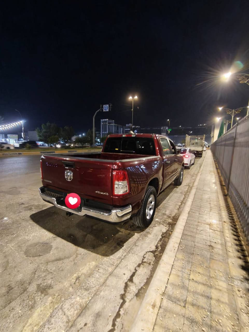 دوج رام بگ هورن(1500) موديل 2023
6سلندر دفع 4×4 لون ماروني
حادثها بنيد وشباج ودعامية رقمها  بغداد شبه مميز
باب طويل بدي قصير (المرغوب)
المواصفات :
اشاير بالمري ✅
تشغيل عن بعد ✅
نظام تحذير ⚠️ ✅
مري كهربائيه ( شفط ) ✅
منافذ USP / تايب سي ✅
قطعتين تبريد ✅
اماكن تخزين كثيرة ✅
مقعد السائق كهربائي ✅
تحديد سرعه ✅
وباقي المواصفات المعروفه بالرام  🔥
المحرك : 6 سلندر
السيارة كاملة وجاهزة من كلشي ✅
السعر  200 ورقة 💸 قابل للتفاوض
الرقم  ***********
