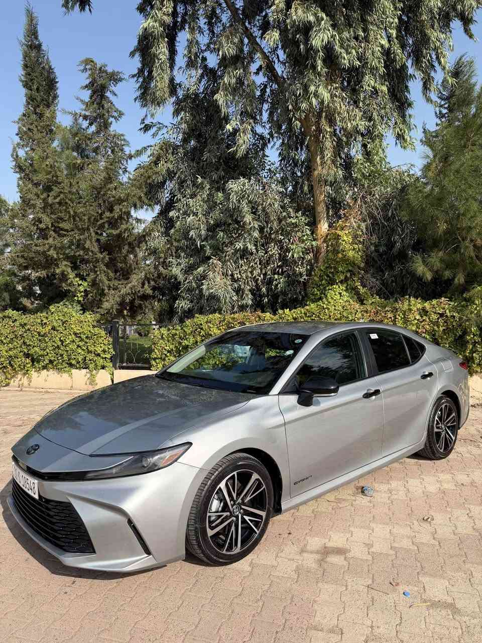 كامرى هايبرد • ٢٠٢٥ • ١٤٠٠٠ مايل