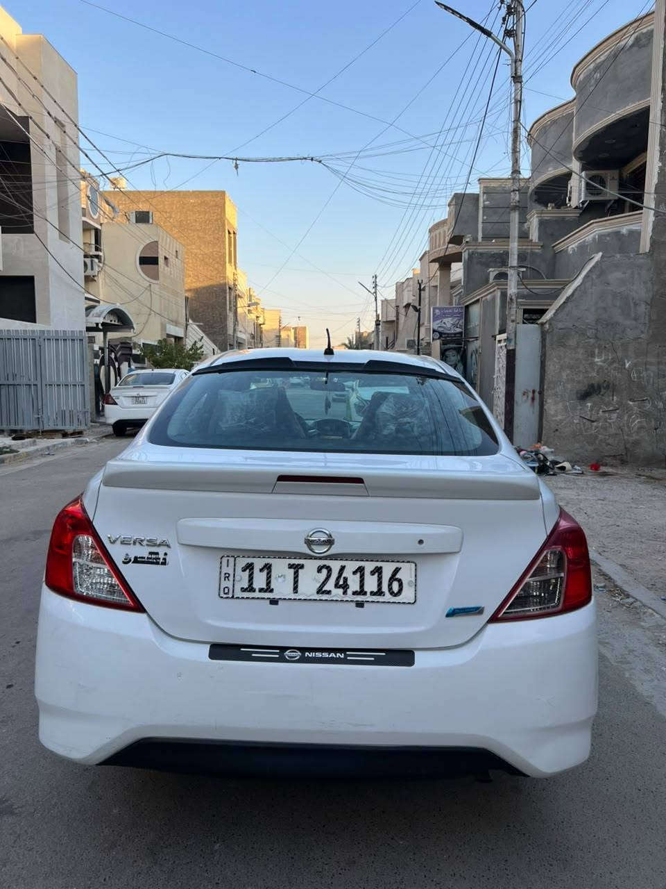 السلام عليكم

نيسان فيرسا ٢٠١٦ رقم بغداد انكليزي السياره نظيفه ماشيه ٨٥ الف  حادثهه دعاميه امامي بدون ايرباك وبيهه هنا بالعراق باب خلفي مبدل السياره نظيفه وعليهه ادامه شامله صدر جديد وباتري وقايش وعبوه كامله فيت بم للاستفسار *********** مكاني الغزاليه 
*********** واتساب بغداد, العراق
