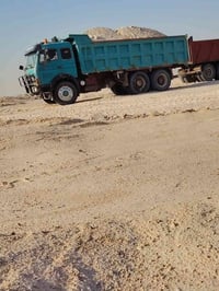 شاحنة • معلومات ناقصة