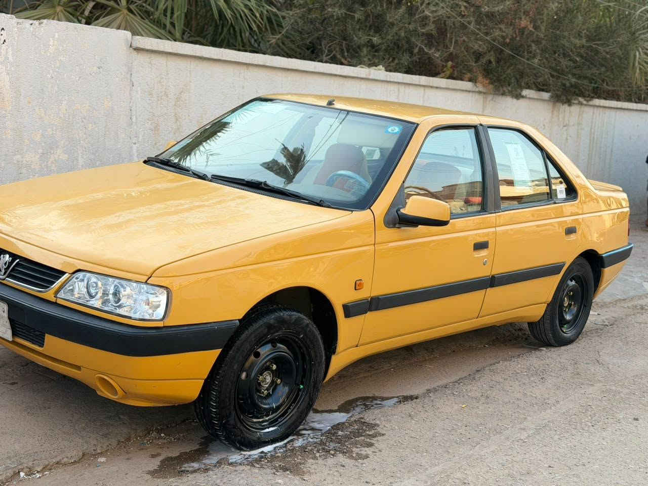 بيجو للبيع موديل 2016 405 مكفوله كفاله عامه سنويه صاقطه السعر 46 وبيها مجال ***********
