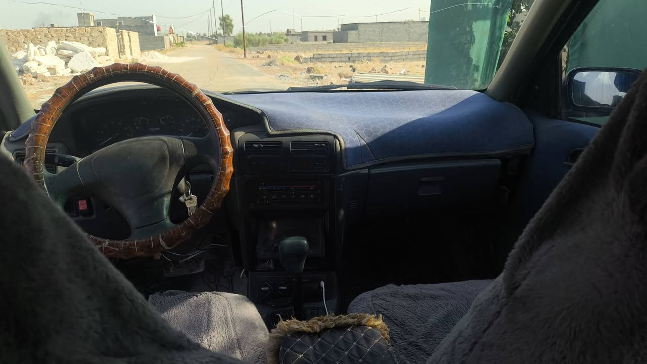 سلام عليكم سيفيه البيع
مديل 93 لون حبري 

كير وتو مكينه مفتوح 
رقم نكليزي بابل 
ترايك وين ميعجبك 
سعر 23 وبيه مجال شي بسيط  
رقم ***********
