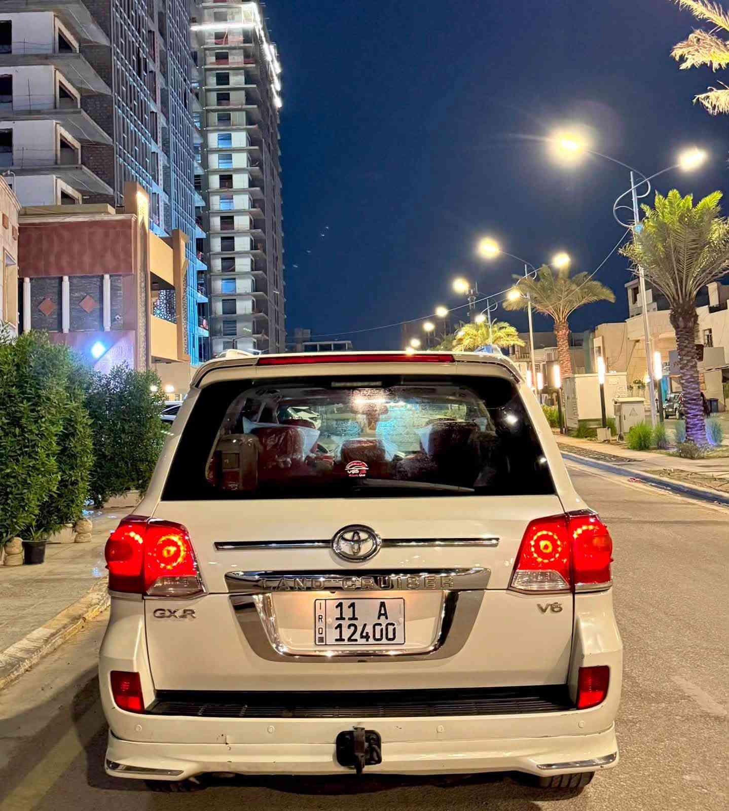 لاندكروز • ٢٠٠٩ • رقم بغداد