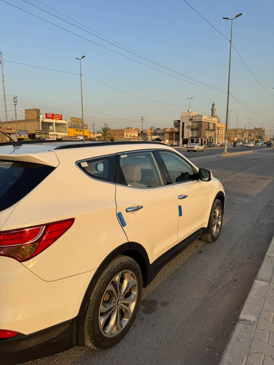 سنتافي مديل 2013 خليجي فول مواصفات بنوراما
سيارة بيها 3 قطع بابين وجاملغ 
محرك 2400 اربعة سلندر مكان السيارة النجف الاشرف
رقم التليفون ***********
السعر 127

