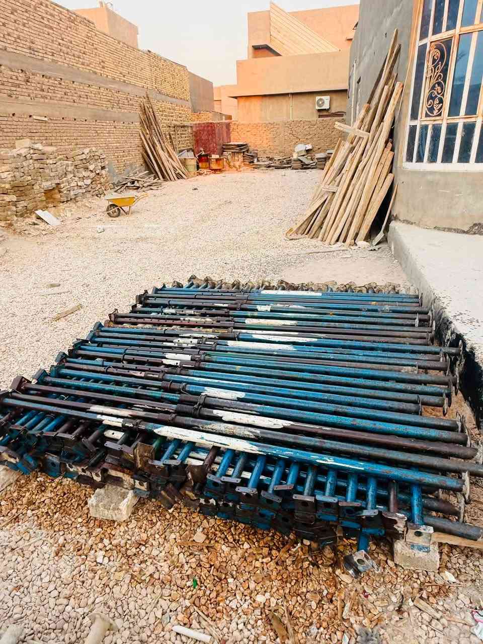 جكات للبيع طول 4 متر عدد 97 وطول 5 متر 155 وسير 7*7 طول متر + متر ونص + 70_80 بسعر مناسب مكاني بابل تواصل ***********
