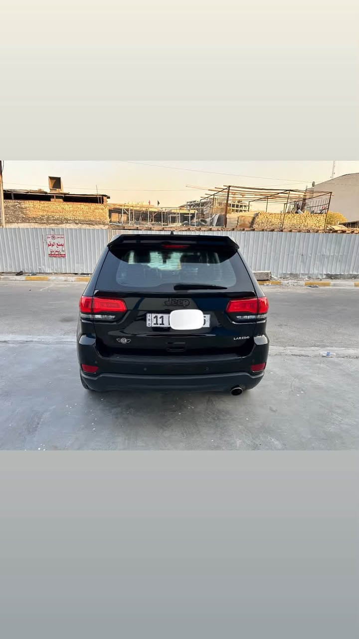 ‎سلام عليكم
‎للبيع 
Jeep✈️
‎ جيب لاريدو2017 وارد امريكي
‎حادثه جاملغ بنيد مبدلات وصبغ .بيها تكحيلات بصفحه عكس السايق موضحات بالصور‎
‎حجم محرك 3600 محرك مفتوح مبدل بساتم 14 جناي جيب يعرفون شقصد 
ماشيه 150 ميل
رايدها ب 173 وبيها مجال
مكان السياره الغدير/ ***********‎
‎
