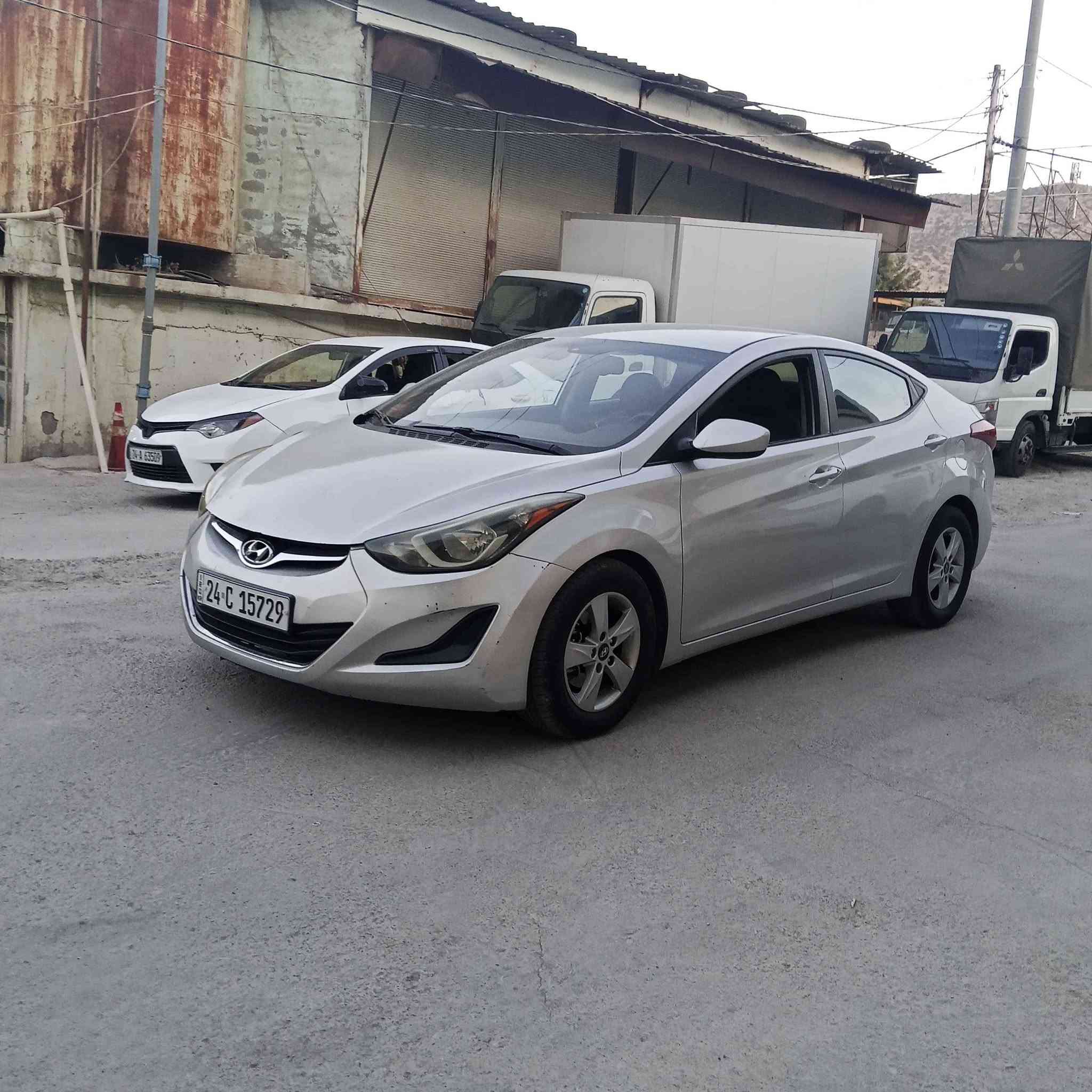 هونداي النترا موديل ٢٠١٦ محرك ١٨ دوش
سياره فقط جاملوغ يم سكن صبغ مع
بونيد صبغ بس بدون دواخل بشرك 
يعني قطعتين بخه صبغ بدون دواخل 
بجم وبدن وشواصي ودكم وايرباكات كلها
على وضع شريكه بشرط 
سياره 
كير ومحرك وتبريد بشرط 
محرك مفتوح بس بعطيك بدون نفغ وصرف
وصوت هاي شغلات كلها بشرط 
سياره ماشيه ١٧٩ ألف ميل
سياره 
رقم و سنويه وهزه جديده حتى ٢٠٣١
سياره بأسمنا تحويلها اقل من ساعه
رقم دهوك ورقم انگليزي 
مكانها دهوك داخل دهوك 
طقم وصدر وحداديه كل شي جديد
رجاءا ....
اقراء منشور اولا بعدين خابر
ما ابيع بالاقساط 
ما اراوس فقط للبيع ونقد 
اذا مو محتاج ما ابيعها 
اعتذر عن مراوسه و اعتذر عن اقساط
سعرها ١٠٢ ورقه مجال قليل
*********** واتس اب دهوك, العراق

