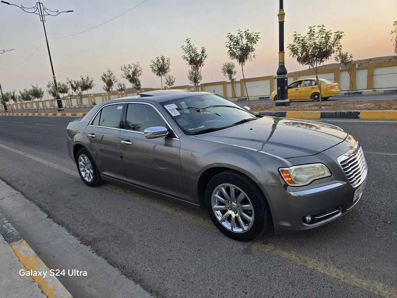 للبيع
سعر 145$
اوباما موديل 2011 ما شية 181 ألف 
محرك 6 سلندر حجم 3600 كير اوتوماتيك شرط المحرك والكير 
رقم اربيل دولي رقم وهزة وسنويه جديد شرط التحويل 
🚫 بدون صبغ..
ضرر تبديل جاملغ امامي يسار بدون دواخل
اربكات سليمة 
سقف بانوراما 
شاشة كبيرة فول تحكمات ستيرن كاميرا دوارة 
بصمة . تشغيل عن بعد 
كشنات جلد وكهرب هيتر بلكشن 
تبريد قطعتين ثللللج ❄️
ويل كروم طخم تايرات جديد 
مري ويدات كروم 
سيارة جاهزه 
موصل الايسر 
***********
***********

