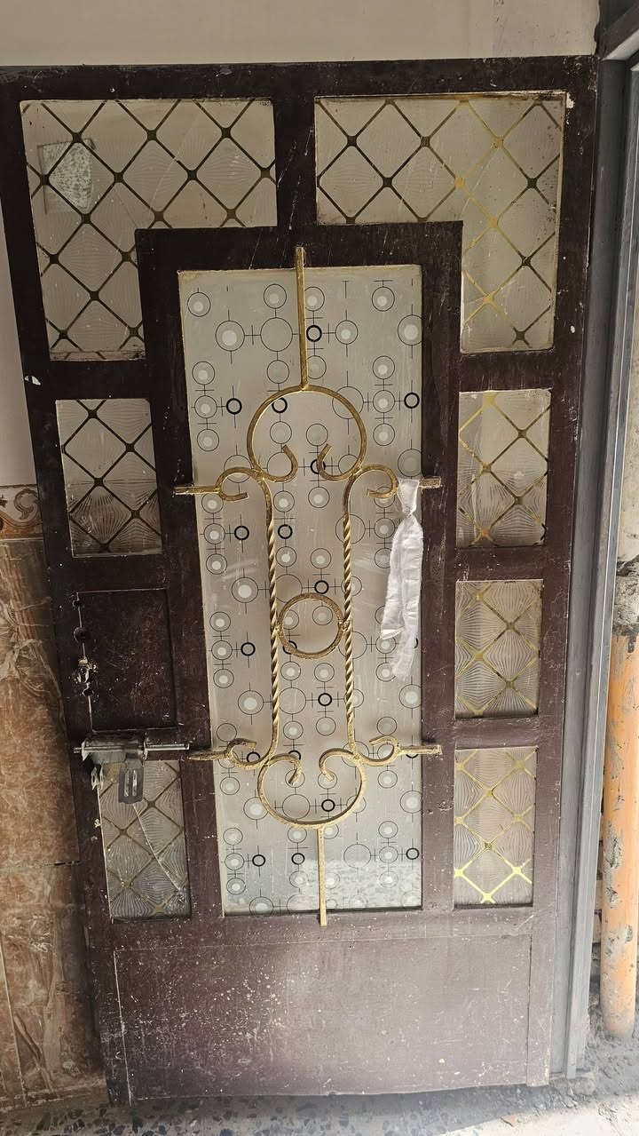السلام عليكم..بيبان نضيفات رتفاع ١٨٥ وعرض واحد ٩٠ واحد ٨٥ والطلاقه وربع متر و١٠  بلكفاات  قرب العبيدي والشماعيه بدون جراجيب الواحد ب ٣٥
***********
السلام عليكم..بيبان نضيفات رتفاع ١٨٥ وعرض واحد ٩٠ واحد ٨٥ والطلاقه وربع متر و١٠  بلكفاات  قرب العبيدي والشماعيه بدون جراجيب الواحد ب ٣٥

