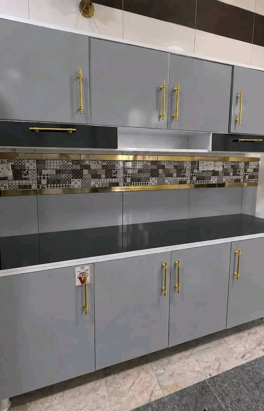 🪽280 الف
مترين ارضي و ملحق مع سنك متر و20 مرمر

تواصل خاص او مراسله واتساب ***********
