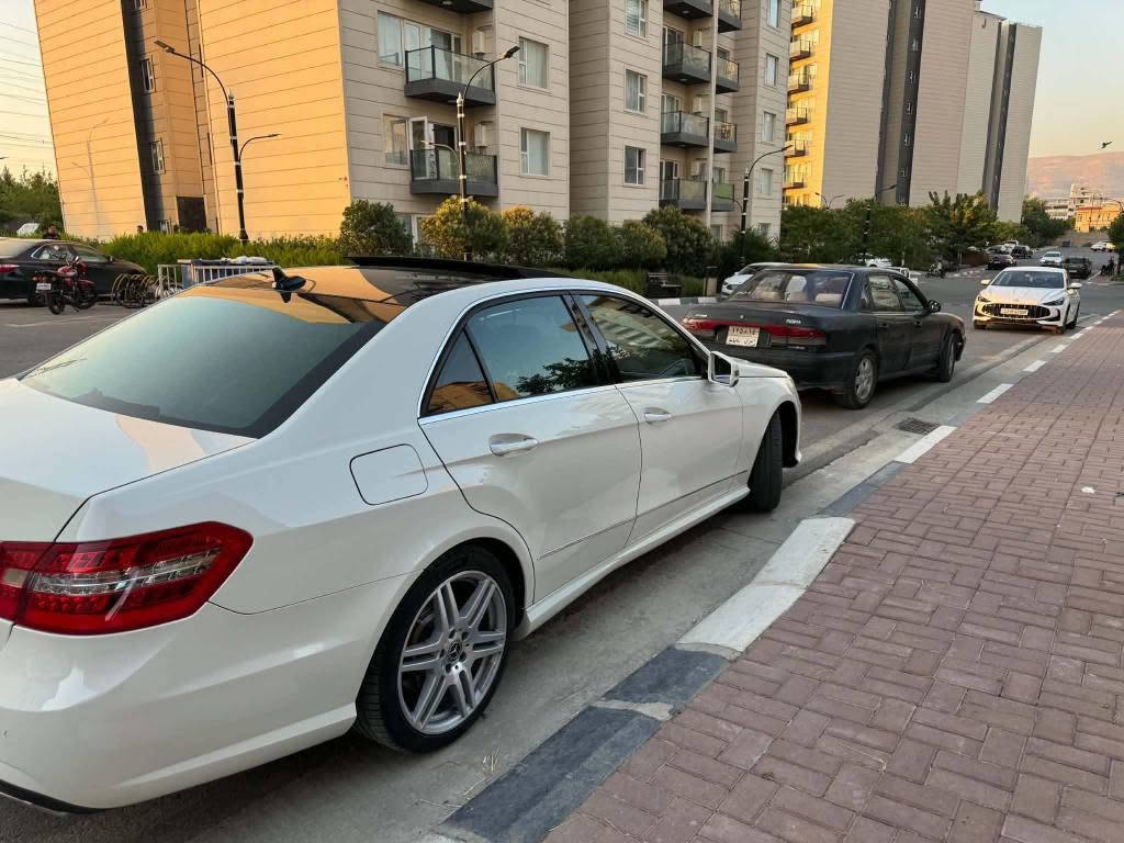 Mercedes e 300 sax

E300 2013 fwl fwla avangarda bade amg flnjakane amg kode bokrawaw awana kaml servis krawa rone gorawa 
4 parchay boeaxy dubay haya be da3mu lerdan geru makinay bashart u nakrawatawa u taeay taza nrxy 98 m3amala
*********** السليمانية, العراق
