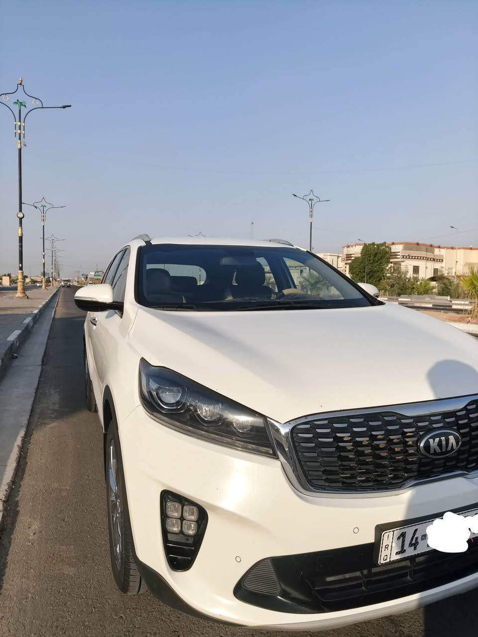 سلام عليكم سورنتو للبيع موديل 2020
* ماشية 99700

* مكفولة كفالة عامة

* رقم البصرة 

* الاستفسار / //***********//***********
