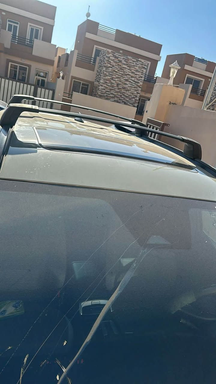هونداي سنتا كروز 2023
وارد امريكي حادثهة ربع البنيد صبغ وقبغ الجنطة الخلفي بدون دواخل
ماشية 70,000 mi
فول مواصفات فتحة وبصمة وكرسي كهرباء 
بدون رقم فحص مؤقت
السعر 155 بيع مستعجل
مكانهة بغداد حي الاعلام 
***********

نص مكتوب في الصور:
- 30584543