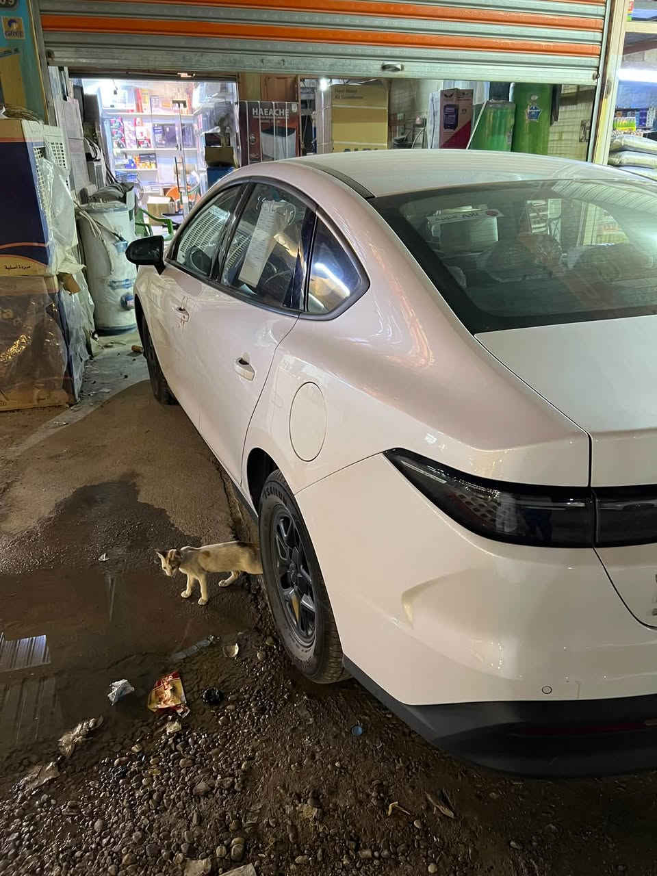 سلام عليكم للبيع بي واي دي موديل 25 ماشيه 13 الف 
بيها طخه خفيفه بالصندوك سعر 20 مليون 
تفاصيل اكثر اتصال *********** 
مكان سياره بغداد
