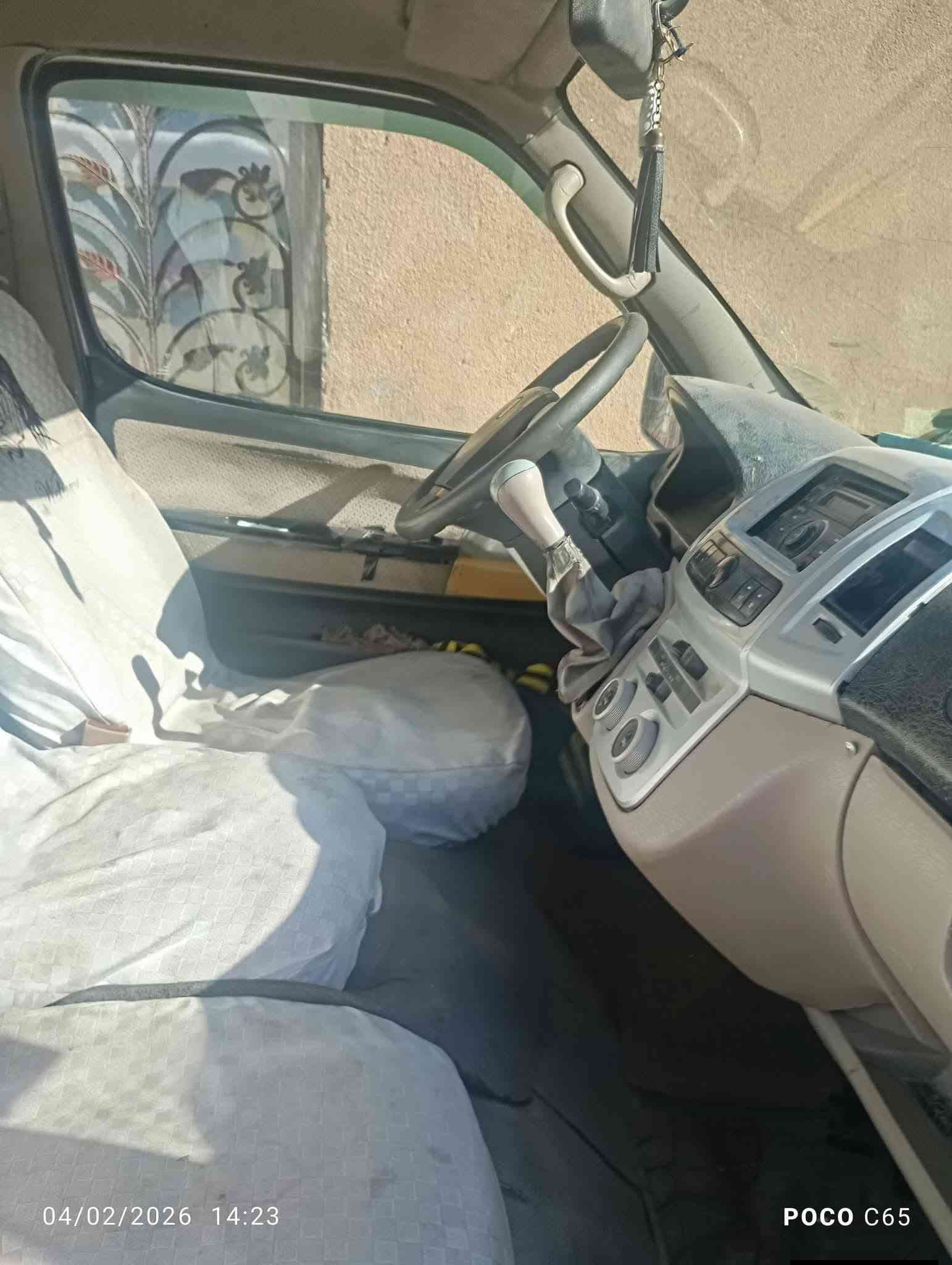 اسلام عليكم
جنبي للبيع مديل 14 مصفرة هيئة وا غرامات تخم تاير جديد مكينه وا كير وا اكسل تمام البدي شوف العين السعر 60 ورقه 
رقم الهاتف ***********

نص مكتوب في الصور:
- 04/02/2026 14:22 POCO C65
- 04/02/2026 14:23
- POCO C65
- 04/02/2026 14:23 POCO C65