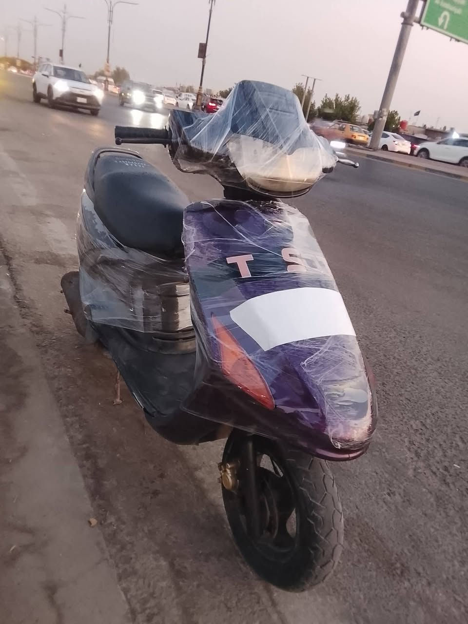 فراشه فحل نكره سلف مكينه شلعه ومعدل سلف وهندر وقفالات وهورن وكيج بانزين شغالات نظيفه سعر ٥٠٠. مكان موفقيه رقمي 
***********
