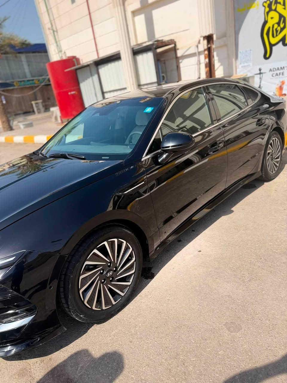 سوناتا ٢٠٢٤
هايبرد 

فول ماعدة الفتحة 

شاشة كبيرة 

كشنات كهرباء 

لد متصل

لايتات زنون

بك لايت لد 

رادارات 

 هاند بريك بصمة 

ابل كاربلاي 

كشنات تدفئة 

كامرة خلفية دوارة

٣ وضعيات قيادة sport eco my drive 

فول تحكمات ستيرن 

مثبت سرعة 

تتبع المسار 

قيادة شبه ذاتية 

شحن لاسلكي  

مانع تزحلق 

صبغ بنيد فقط بدون دواخل 
الباقي كفاله 
ايرباك ستيرن 
مكاني النجف الأشرف حي الامير 
رقم السياره بغداد بسمي 
السعر 185 ورقه وبيها مجال بسيط 

للتواصل ***********
