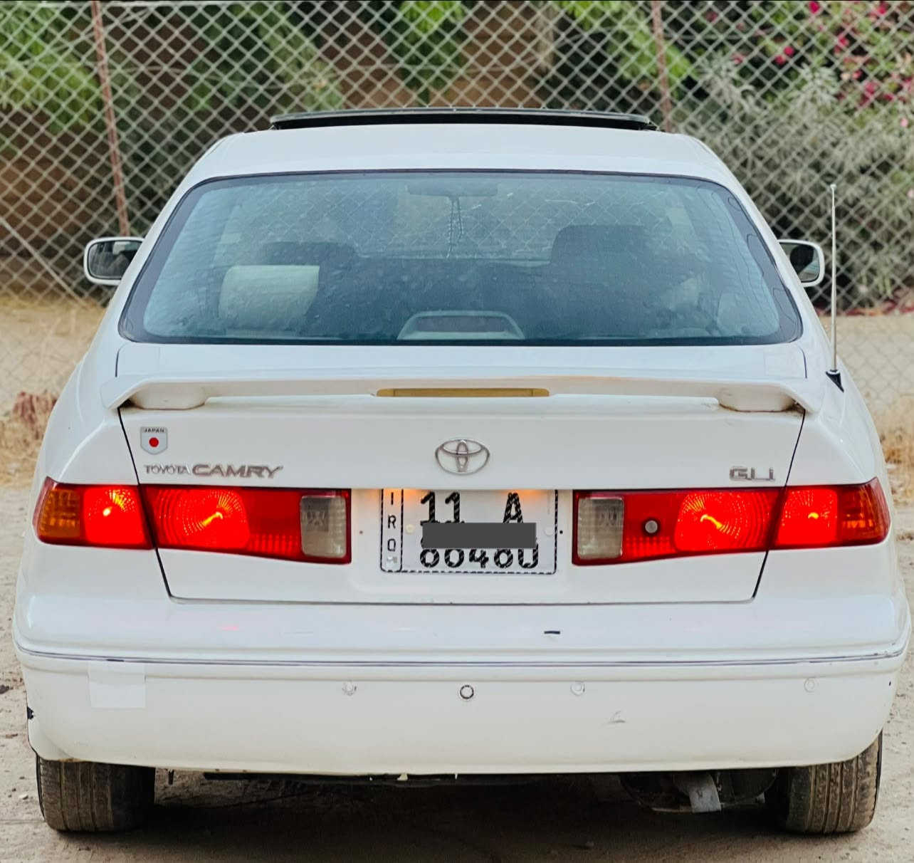 السلام عليكم…
كامري موديل 2002 خليجي GLi 
محرك 2200 اربعة سلندر
كير ومحرك بشرط لاتنقيص ولاتبخير
تدفئة تبريد ثلج 
فتحة سلايت طكتين 
كهربائيات كلهن شغالات 
السيارة بلادية وكهربائياتها بلادية
رقم بغداد مشروع وطني لل31 
بأسمي شرط التحويل!!
بيها صبغ اربع قطع اثر شخوط 
التكم والقمارة بلاد شرط لاضربه ولاطخة 
السعر (78) وبيها مجال حك جيتك
مكاني صلاح الدين سامراء
***********
