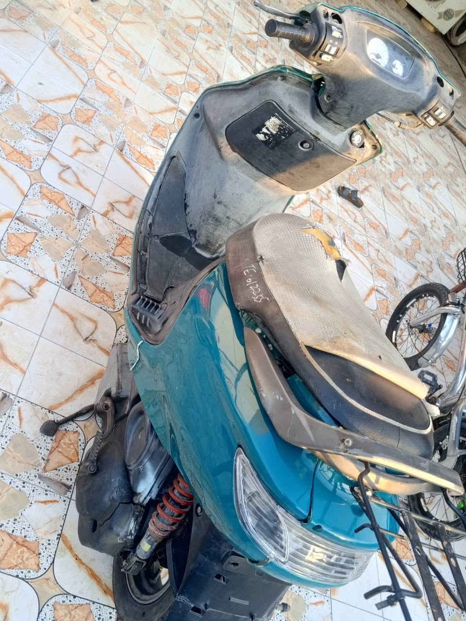 السلام عليكم فراشة للبيع جاهزه للخير مكينته خرسه شلعه معدلل حلوة دراجه مال جناي كهربائيات كله شغال سلف هندر اشاير عالي ناصي قفل ستيرن قفل جنطه ملاح فول دراجه حاويه  مكان نجف ابو صخير السعر خاص ***********
