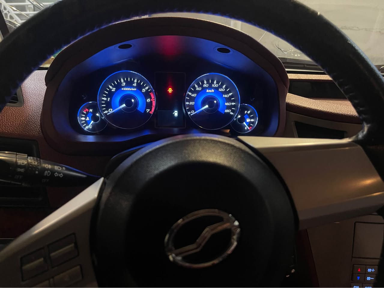🚨 للبيع جراند تايغر موديل 2020 – فرصة مميزة 🚨

🚙 جراند تايغر 2020 | لون أبيض | رقم بغداد

✅ السيارة مأخوذة زيرو من الشركة وباسمي من البداية
✅ السيارة كلها على حالتها الأصلية
✅ المحرك ميتسوبيشي ياباني لم يُفتح ولم يُلعب به
✅ كير ميتسوبيشي ياباني أصلي
✅ نصف الباب الخلفي جهة السائق صبغ فقط
✅ حدادية جديدة
✅ تايرات جديدة 🛞
✅ بطارية جديدة 🔋
✅ السيارة جاهزة للتخيم والسفر والعمل بدون أي مصاريف

💰 السعر: 110 ورقة
والبيع للجادين فقط.

📞 للتواصل والاستفسار: *********** النجف, العراق
