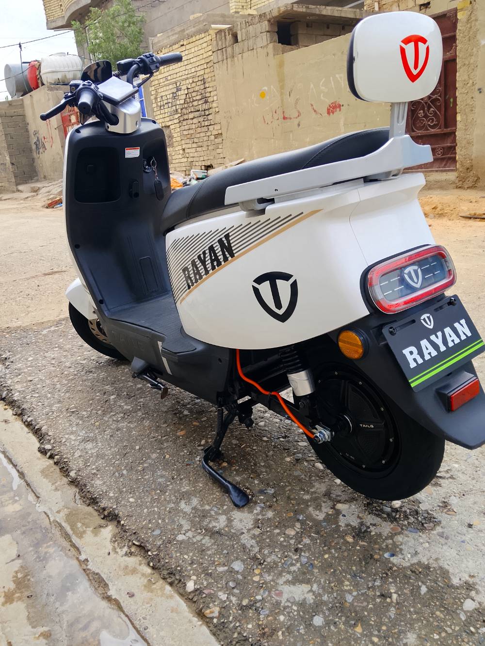 الریان ١٢٠٠ • ٦ بطاريات • ٧٠-٨٠كم