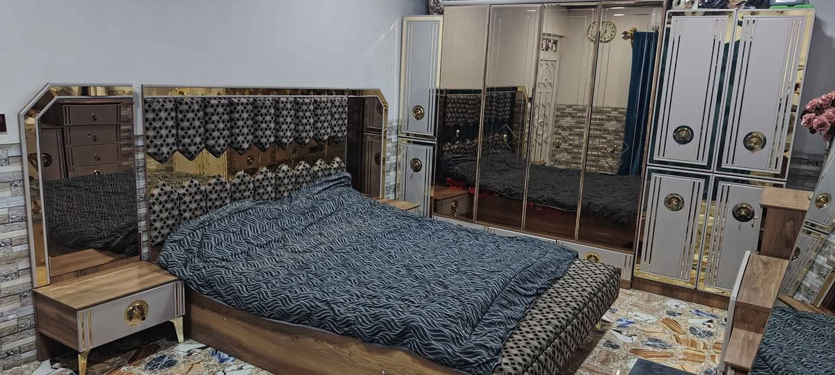 غرفة نوم تركي كلش جديده ما بيها شخط 11 قطعه *********** كركوك, العراق
