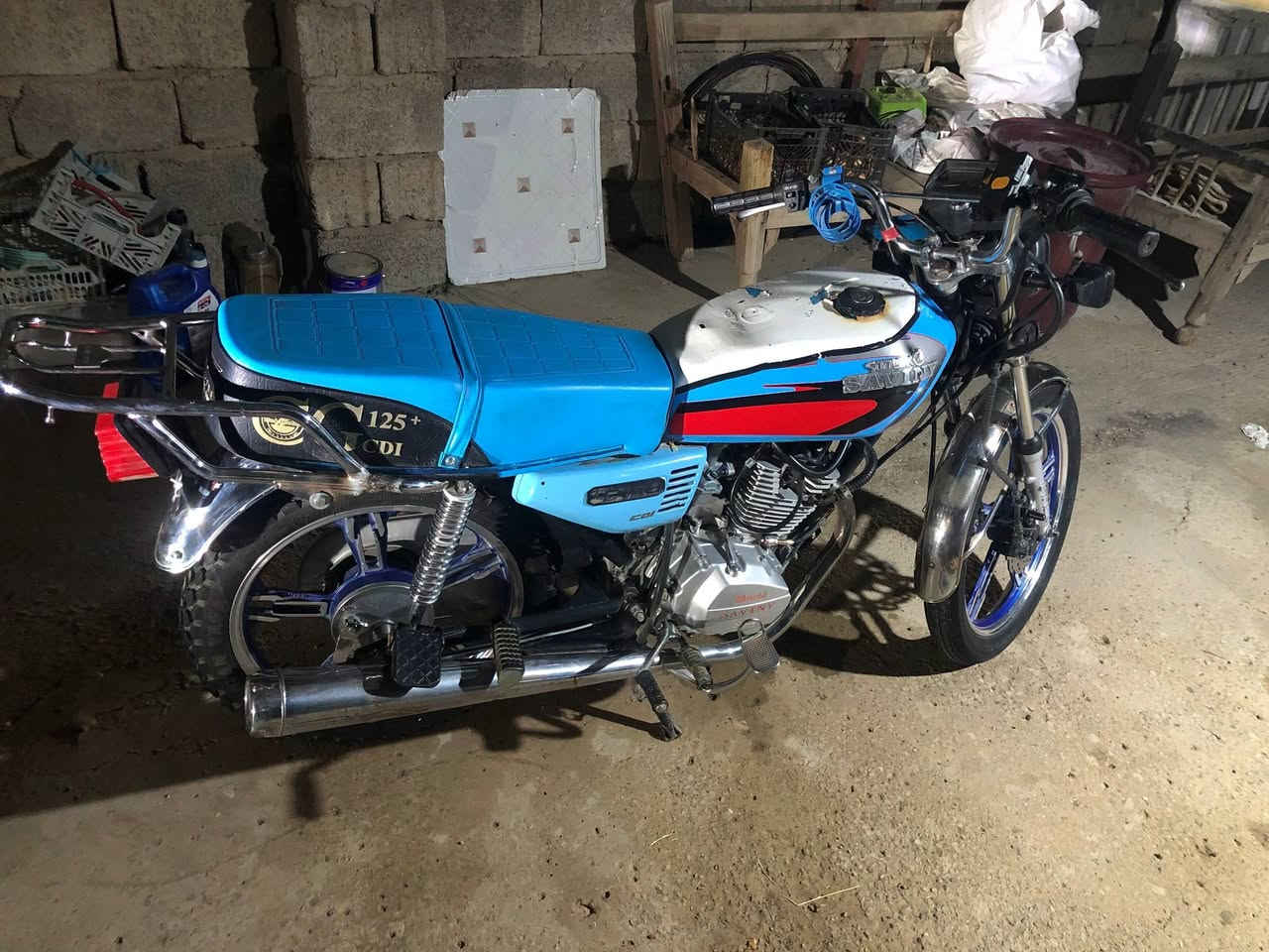 متاح 
دراجه سيڤان موديل 21 
اوراق كامله
الدراجه كفاله عامه صبانه ممدود عليه 
السعر/550 وبيه مجال
العنوان /ديالى شهربان الهارونيه 
للاستفسار/***********
                          ***********
