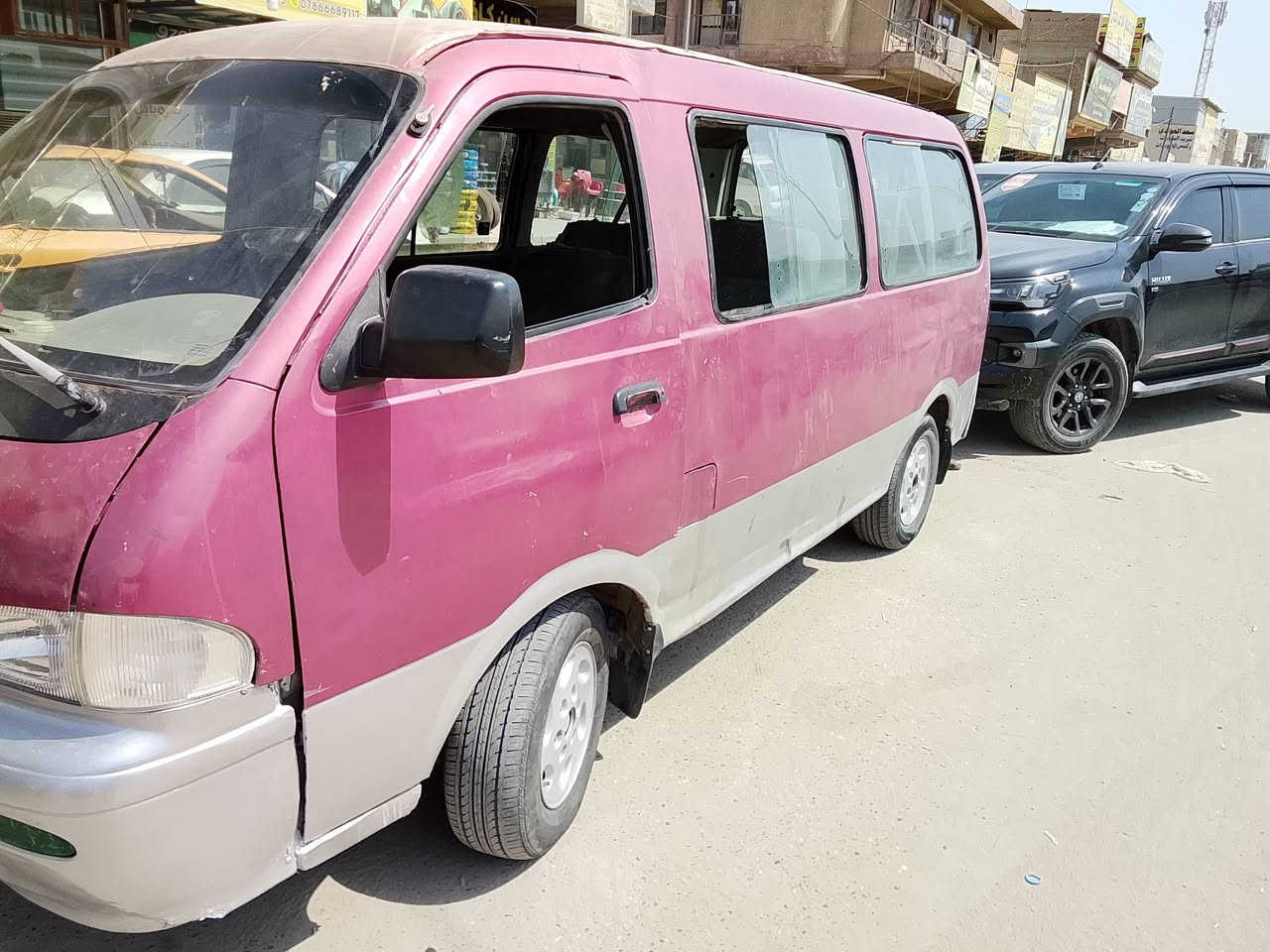 السلام عليكم كيا بريجو 95 رقم بغداد الماني كير ومكينه واكسل مكفولات سنويه سكنر عظم عاج الاصليه ضايعه ابيع كوم حديد سياره مصبوغه فرن @ السعر 25 ورقه وبيها مجال مكاني حله *********** الشراي يدلل
