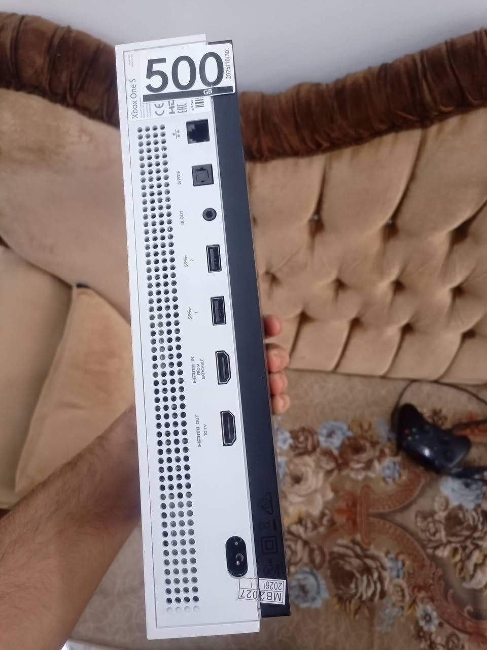 السلام عليكم اكس بوكس وان 1 جهاز شغال كامل تجي تفحص وتاخذه ذاكره 500 ويا جوستك واحد السعر 200 وبي مجال لشراي مكاني تكريت التوحيد استفسار رقمي ***********
