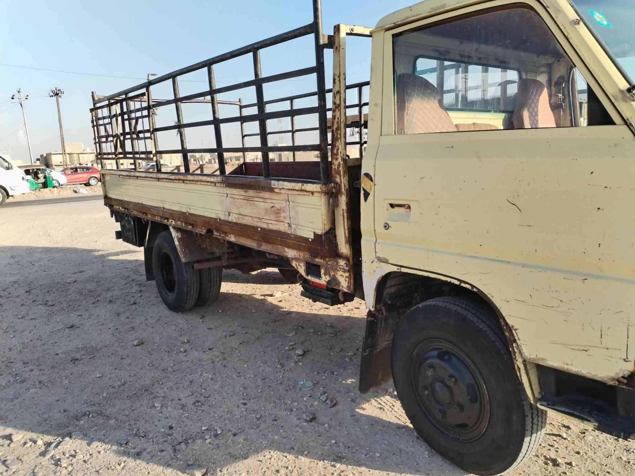 سلام عليكم
من رخصت الادمن
دانيا موديل ٨٢ جاهزه للعمل 
سنويه جديده السياره بأسمنه تحويل مباشر (للعلم السنويه لل ٢٠٢٩) 
للاستفسار ***********
