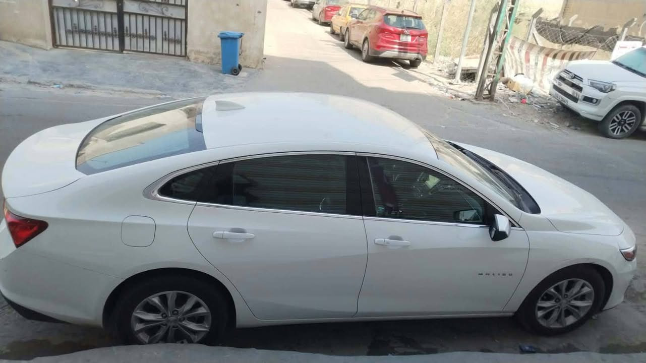 سلام عليكم ماليبو مديل 23 دخول 25 LT وارد امريكي سياره حادثهه قطعتين تبديل جديد بلادي باب سائق ول وراه فقط لا صبغ ولا تبديل غير البابين سياره نضيفه ما متعوبه ماشيه 74 الف سياره عله وضع شركه سياره معوقين بسمي شخصين باقي 2 سنه صير حره حالين ابيع وكاله خاصه للقياده سعر 115 وبيهه مجال قليل مكان بغداد..رقم ***********
