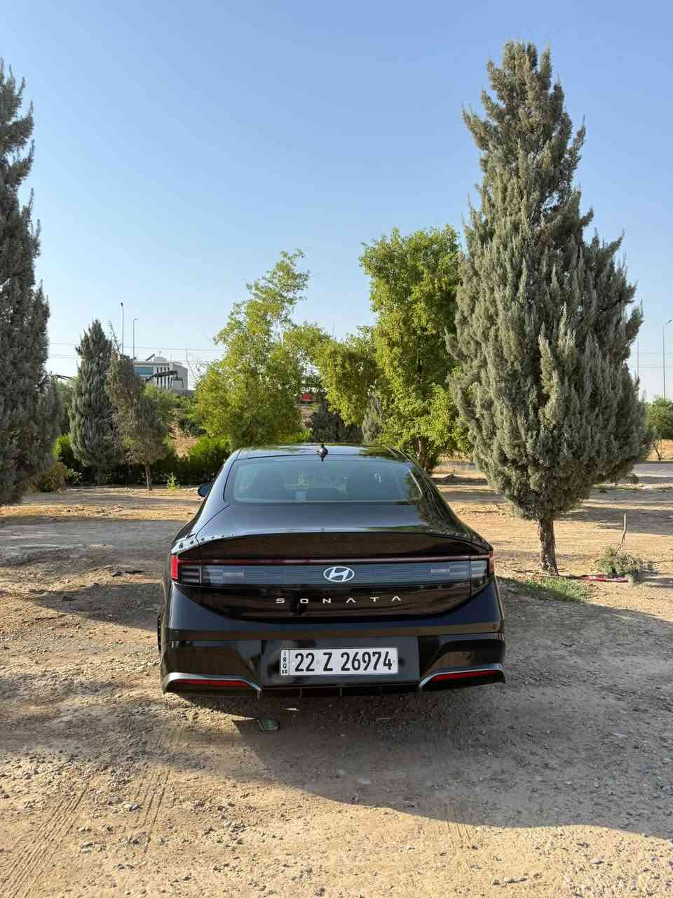 سوناتا ٢٤ شكل جديد بدون صبغ / SEL بانوراما
حجم المحرك ٢٥٠٠ تنفس طبيعي /
ماشي ٢٣ الف مايل 
بدون صبغ بدون دواخل رقم شاصي مرفق / ايرباك ستيرن وبرده / ليبل واحد فقط الدعاميه خلفيه مبدله 
المواصفات / بانوراما 
بصمه باب وبصمه تشغيل وتشغيل عن بعد 
كرسي السائق كهرباء / 
ويل كب ١٨ / 
رادار ٣٦٠ / شاشه الكتروني كامل 
هندبريك بصمه / اوتو هولد / وضعيات قياده ٣ / شاحن وايرليس تلفون / كاربلاي 
رقم اربيل جديد 
مكان اربيل 
السعر ١٩٣ بي مجال 
*********** واتس واتصال
