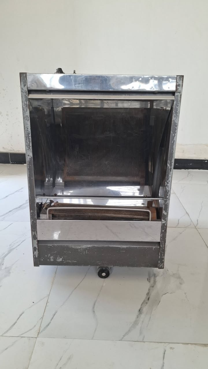 صوبات مثل مواظح شغالات 
السعر اتصل وبالخدمه 
***********
